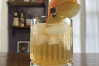 Savor the Autumn Vibes with the “Crowned Caramel Apple” Cocktail