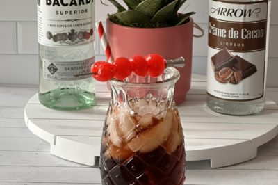 The Cherry Tootsie Pop Cocktail: A Sweet Twist That’ll Pop Your Home Bar Scene!